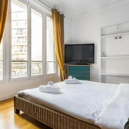 Charming 6p- Auteuilla Muette Appartement *